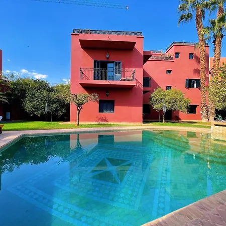 Maison Yves St Laurent - Piscine-3